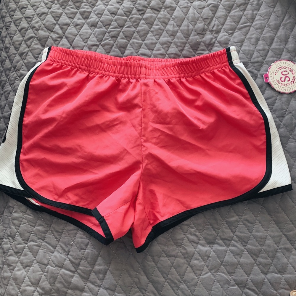 NWT Sonoma Size 14 hot pink shorts with liner